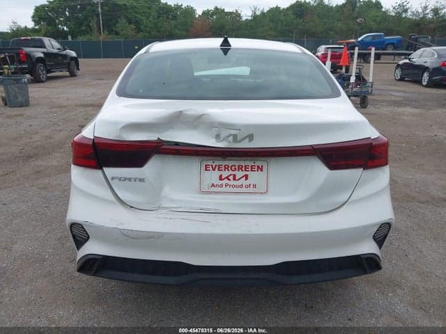 2024 KIA FORTE LXS 17