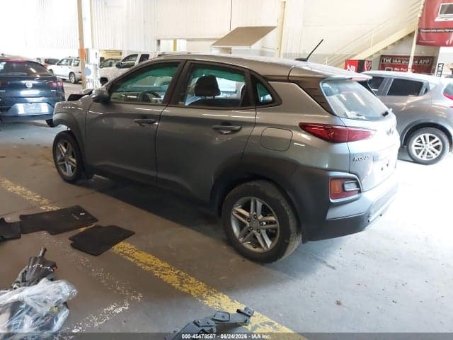 2021 HYUNDAI KONA SE 3
