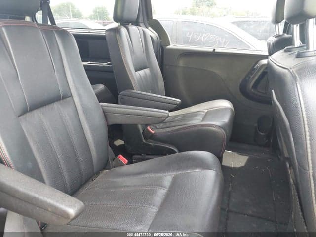 2017 DODGE GRAND CARAVAN GT 8