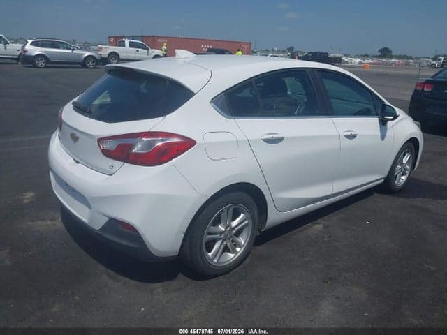 2017 CHEVROLET CRUZE LT AUTO 4