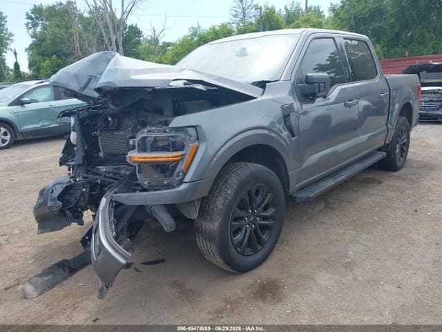 2024 FORD F-150 XLT 2