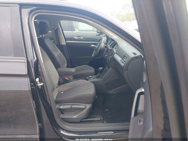 2018 VOLKSWAGEN TIGUAN 2.0T S 5