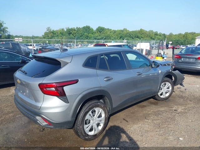 2025 CHEVROLET TRAX FWD LS 4