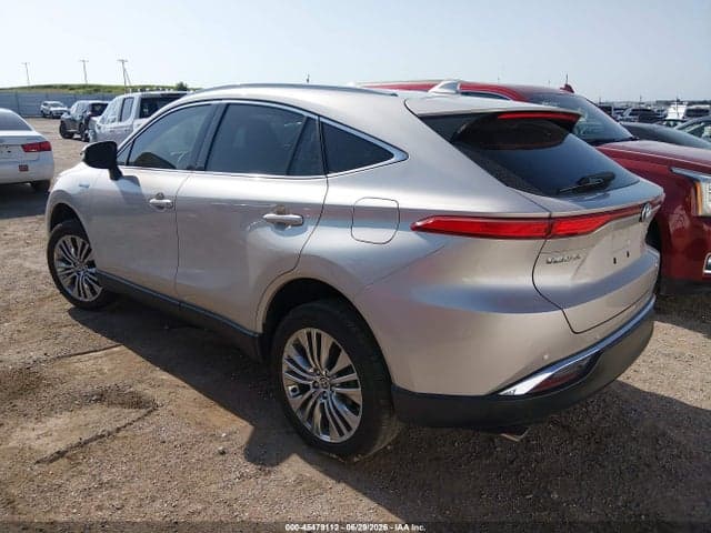 2021 TOYOTA VENZA XLE 3