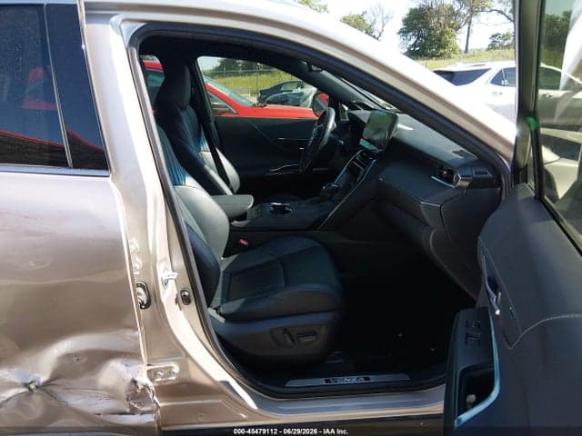 2021 TOYOTA VENZA XLE 5