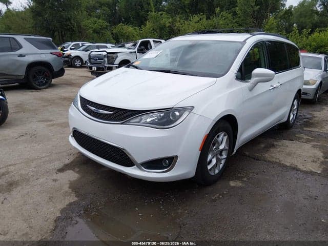 2020 CHRYSLER PACIFICA TOURING 2