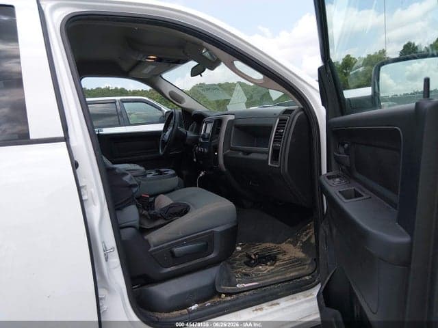 2019 RAM 1500 CLASSIC EXPRESS 4X2 6'4 BOX 5