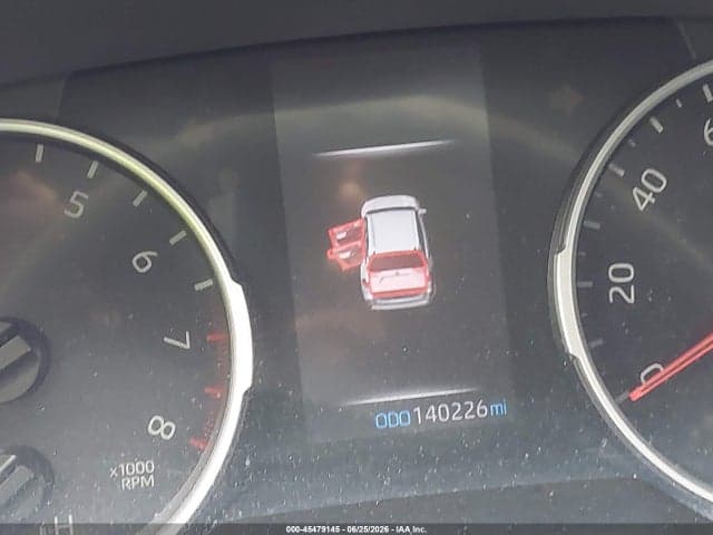 2020 TOYOTA RAV4 LE 7