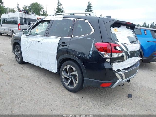2023 SUBARU FORESTER TOURING 3