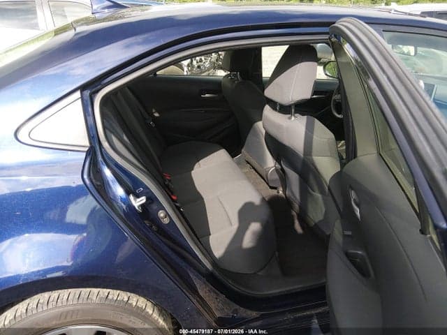 2020 TOYOTA COROLLA LE 8