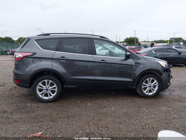 2017 FORD ESCAPE SE 13