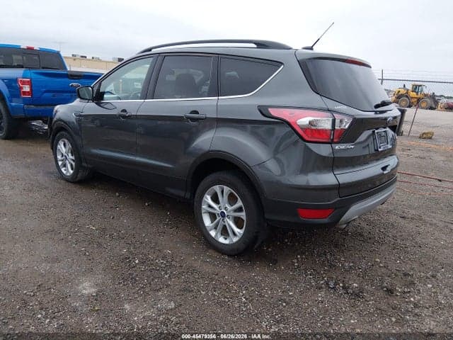 2017 FORD ESCAPE SE 3