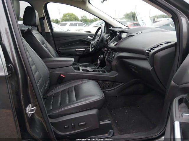 2017 FORD ESCAPE SE 5