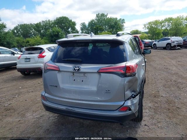 2017 TOYOTA RAV4 LE 17
