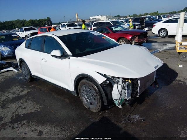 2025 KIA K4 LX 1