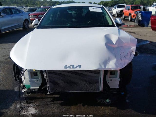 2025 KIA K4 LX 6