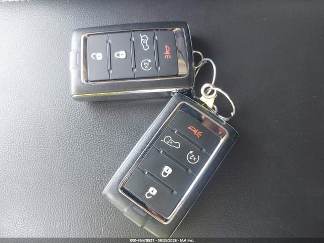2023 JEEP GRAND CHEROKEE 4XE 11