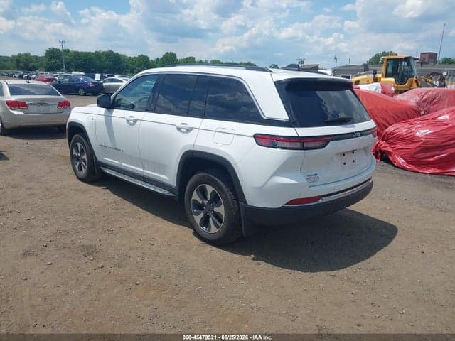 2023 JEEP GRAND CHEROKEE 4XE 3