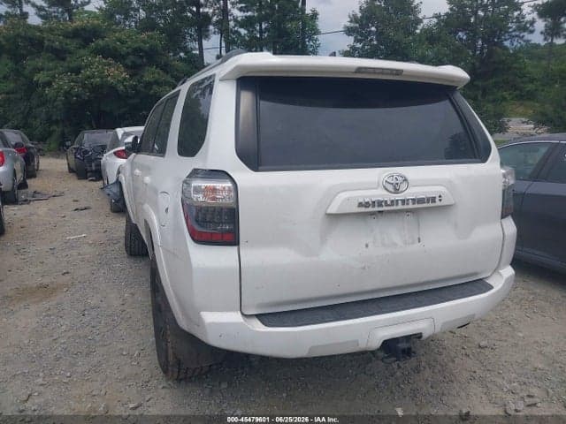 2021 TOYOTA 4RUNNER SR5 PREMIUM 3