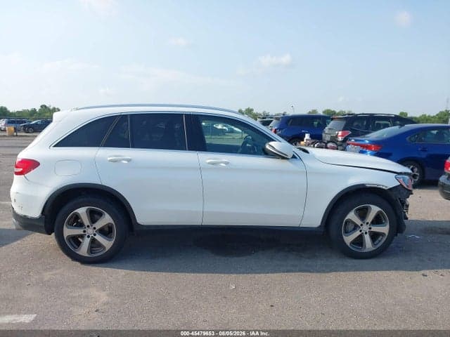 2017 MERCEDES-BENZ GLC 300 14