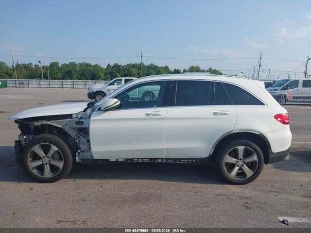 2017 MERCEDES-BENZ GLC 300 15