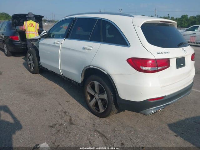 2017 MERCEDES-BENZ GLC 300 3