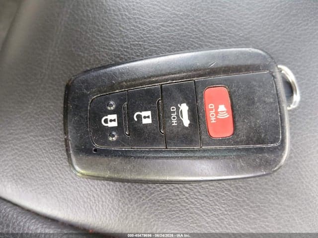 2018 TOYOTA CAMRY XSE 11