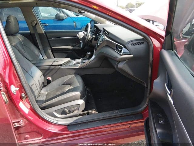 2018 TOYOTA CAMRY XSE 5