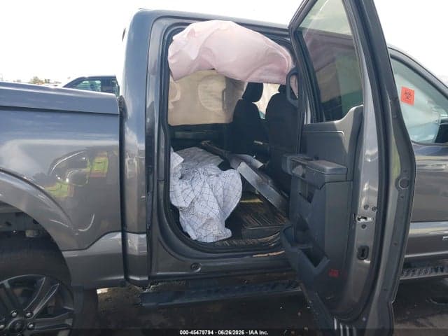 2023 FORD F-150 XLT 8