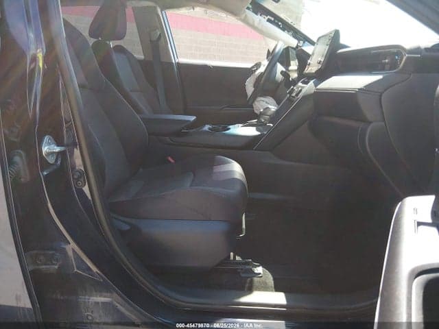 2021 TOYOTA VENZA LE 5