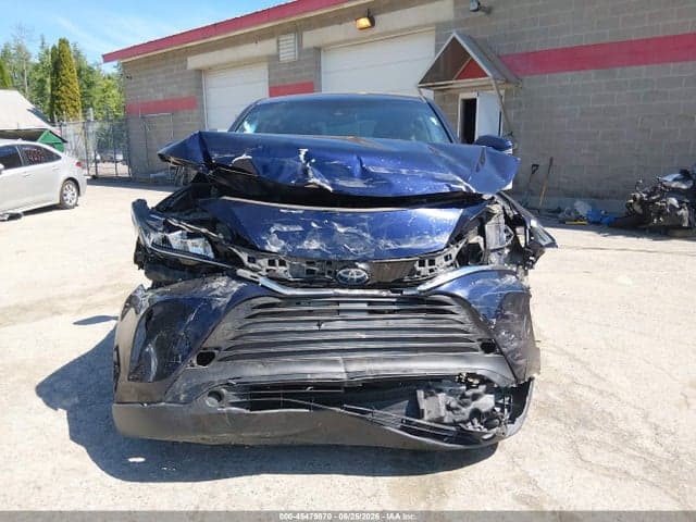 2021 TOYOTA VENZA LE 6