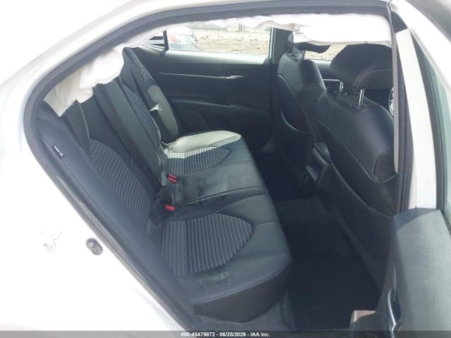 2021 TOYOTA CAMRY SE 8