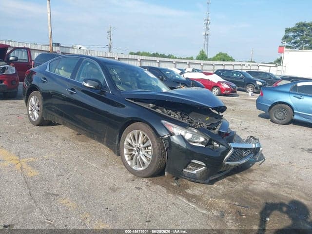 2021 INFINITI Q50 LUXE