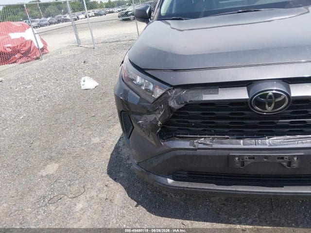 2020 TOYOTA RAV4 LE 6