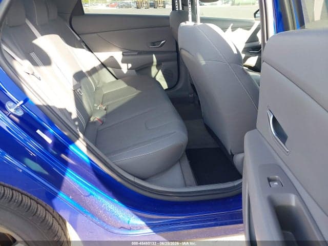 2022 HYUNDAI ELANTRA SEL 8
