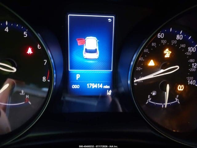 2018 TOYOTA C-HR XLE 7