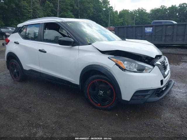 2018 NISSAN KICKS S