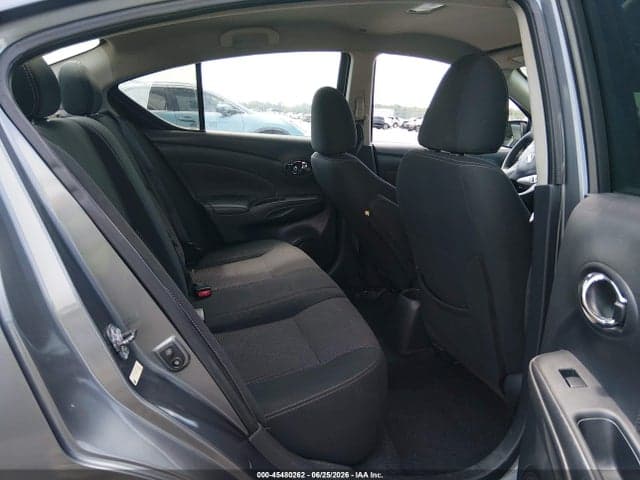 2017 NISSAN VERSA 1.6 SV 8
