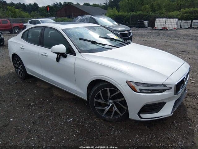 2020 VOLVO S60 T6 MOMENTUM - 1