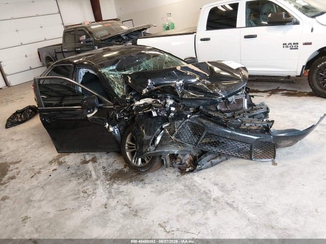 2017 TOYOTA CAMRY SE - 1