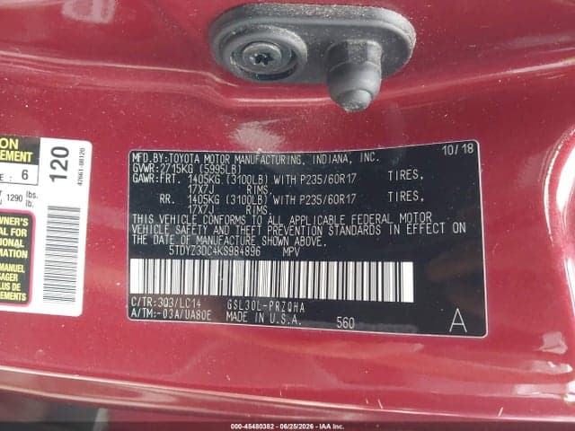 2019 TOYOTA SIENNA XLE 8 PASSENGER 9