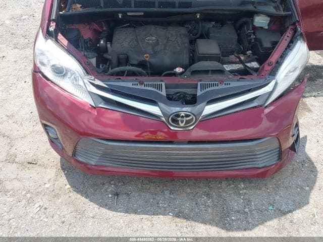 2019 TOYOTA SIENNA XLE 8 PASSENGER 10