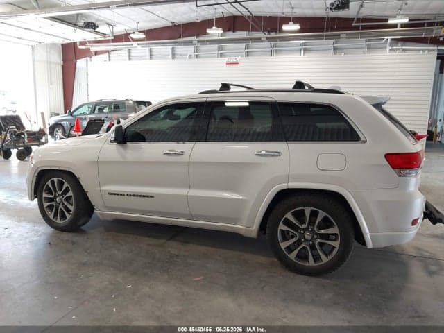 2017 JEEP GRAND CHEROKEE OVERLAND 15