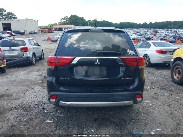 2017 MITSUBISHI OUTLANDER ES 8