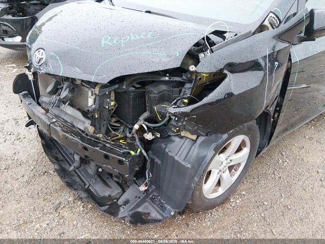 2017 TOYOTA SIENNA LE 8 PASSENGER 20