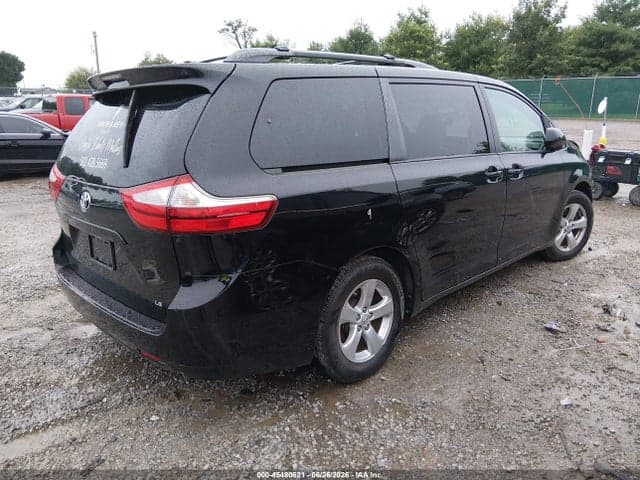 2017 TOYOTA SIENNA LE 8 PASSENGER 4