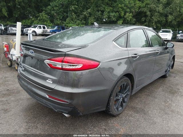 2020 FORD FUSION SE 4