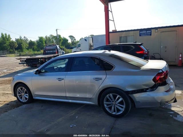 2017 VOLKSWAGEN PASSAT 1.8T S 14