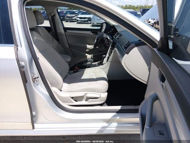 2017 VOLKSWAGEN PASSAT 1.8T S 5