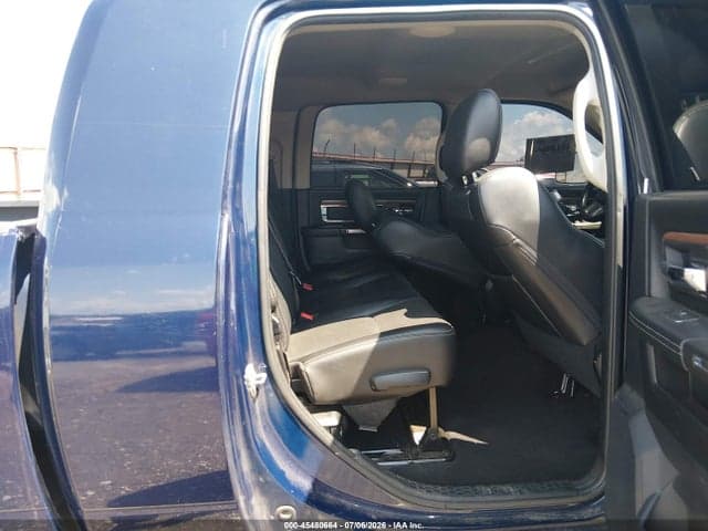 2016 RAM 3500 LARAMIE 8
